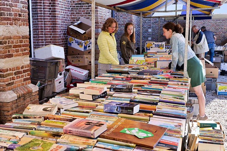 Rommelmarkt 2022 Waarder_046